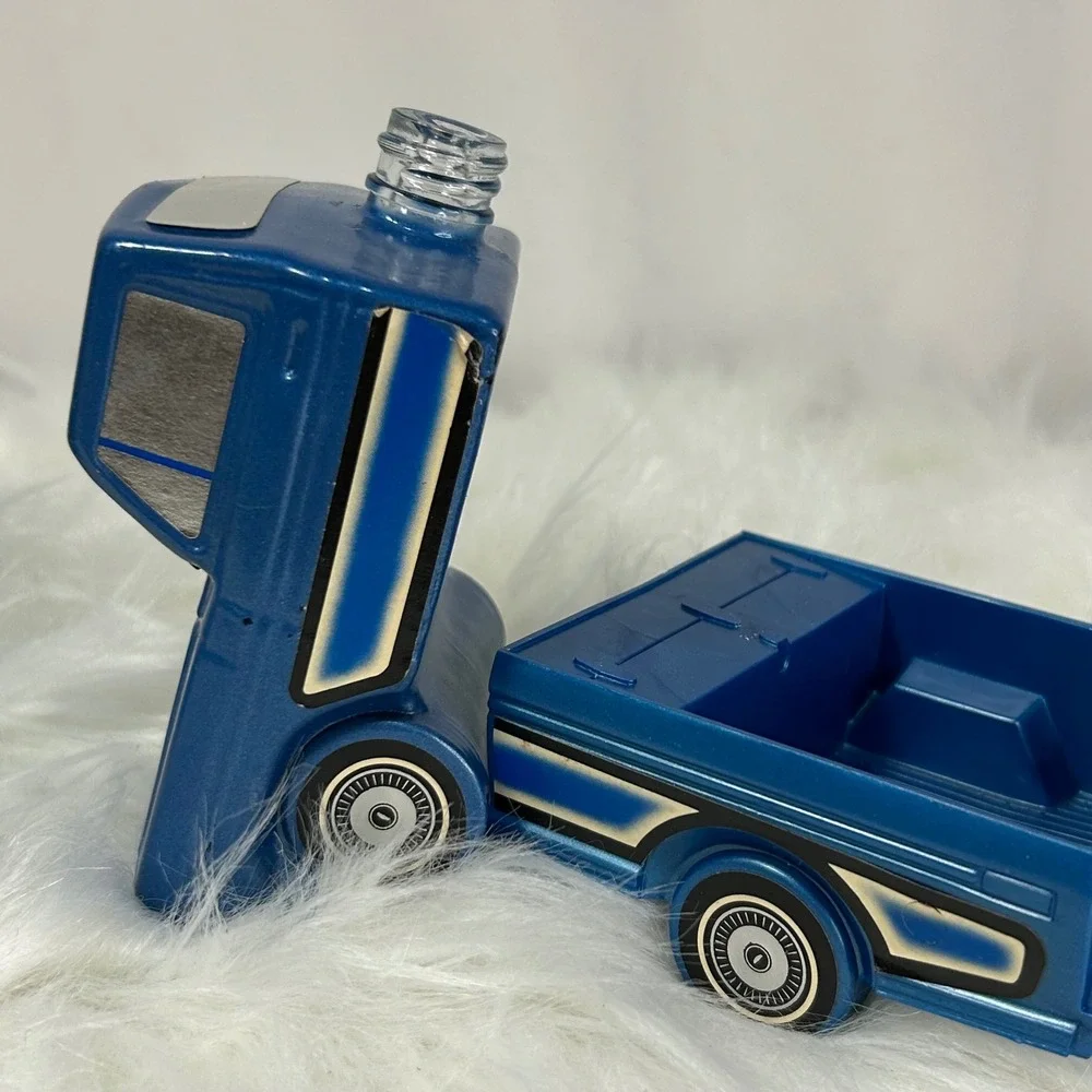 Avon 1973 Ford Ranger Pickup‎ Truck Wild Country After Shave Decanter